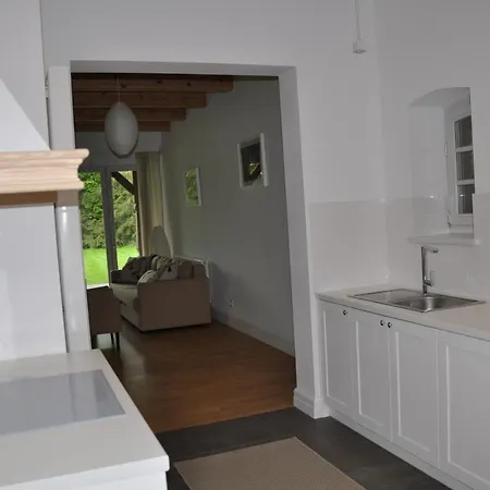 Monte Carvick Nad Jeziorem Seksty Karwik