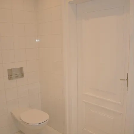 Monte Carvick Nad Jeziorem Seksty