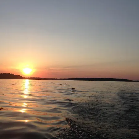 Monte Carvick Nad Jeziorem Seksty Tatil Evi