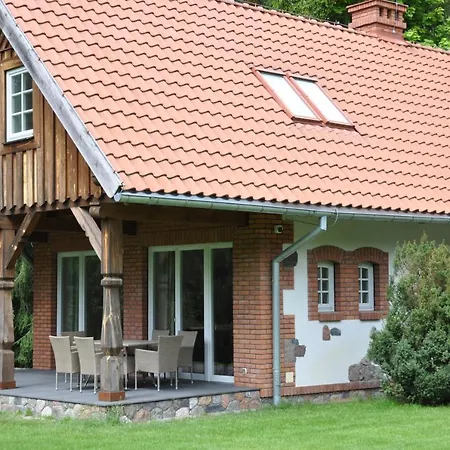 Monte Carvick Nad Jeziorem Seksty 펜션