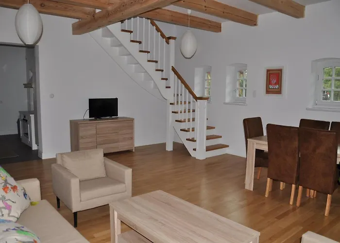 Monte Carvick Nad Jeziorem Seksty